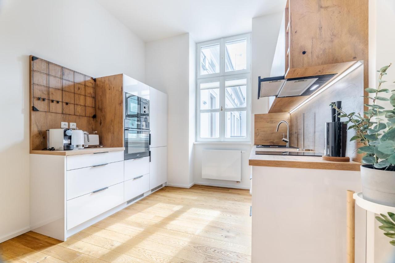 Elegant Located In The Centre Of Lejlighed Prag